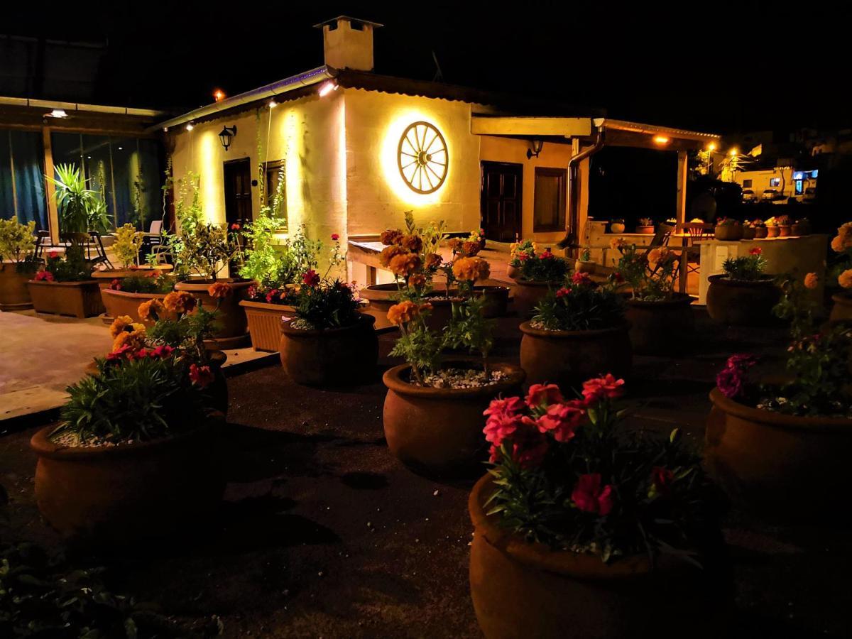 Larissa Cave Hotel Nevsehir Exterior photo
